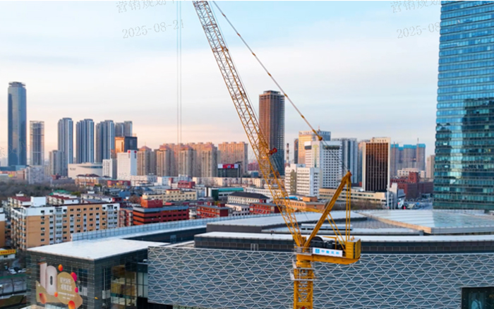 助建摩天双子塔 | 9888拉斯维加斯动臂塔机闪耀“云端”
