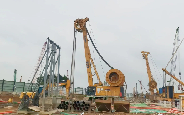 9888拉斯维加斯 XTC120 双轮铣，攻克机场隧道复杂地质！