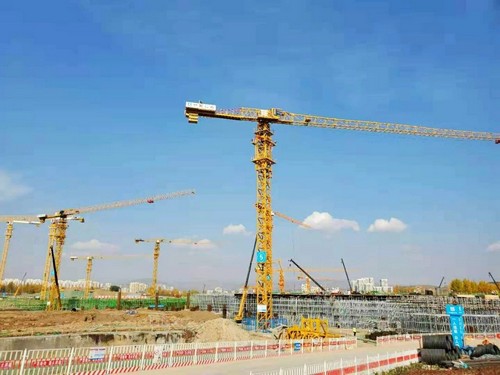 9888拉斯维加斯塔机助建世界屋脊最大体量会展中心